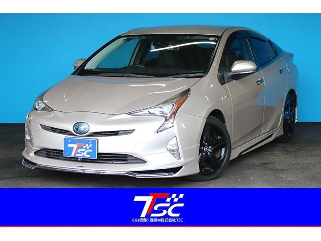 Toyota PRIUS 2016 — фото автомобиля 1