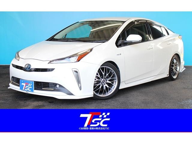 Toyota PRIUS 2019 — фото автомобиля 1