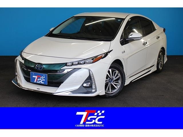 Toyota PRIUS PHV 2018 — фото автомобиля