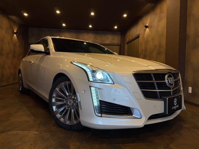 Cadillac CTS 2014 — фото автомобиля
