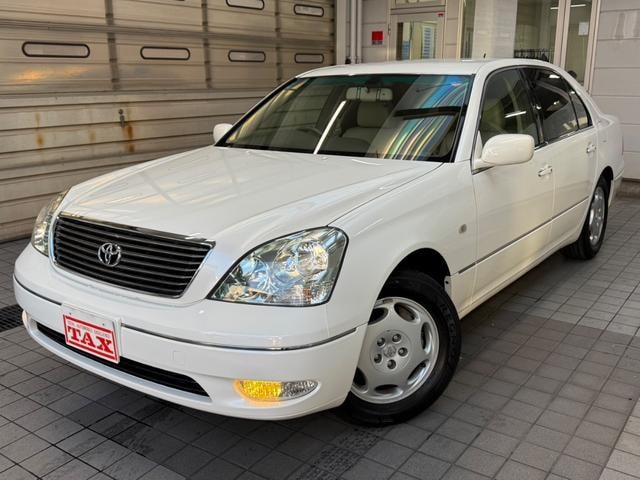Toyota CELSIOR 2001 — фото автомобиля 1