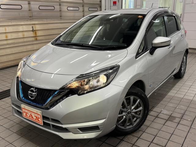 Nissan NOTE 2016 — фото автомобиля
