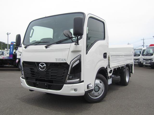 Mazda TITAN TRUCK 2026 — фото автомобиля