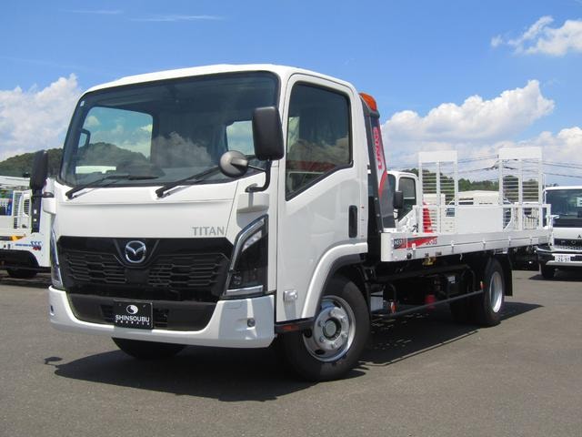 Mazda TITAN TRUCK 2026 — фото автомобиля