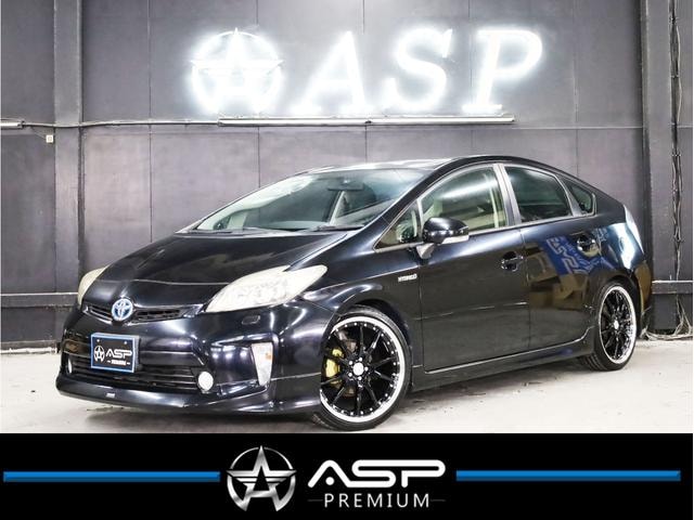Toyota PRIUS 2013 — фото автомобиля 1
