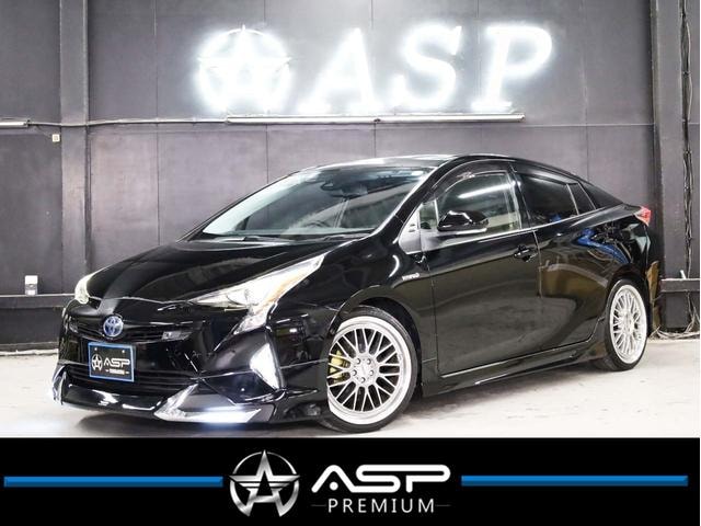 Toyota PRIUS 2017 — фото автомобиля 1
