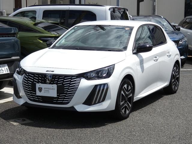 Peugeot 208 2025 — фото автомобиля 1