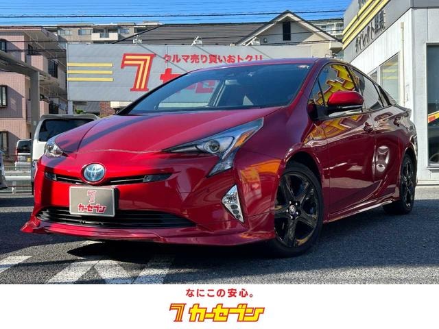Toyota PRIUS 2016 — фото автомобиля 1