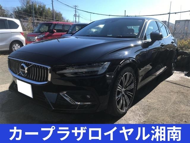 Volvo S60 2020 — фото автомобиля 1