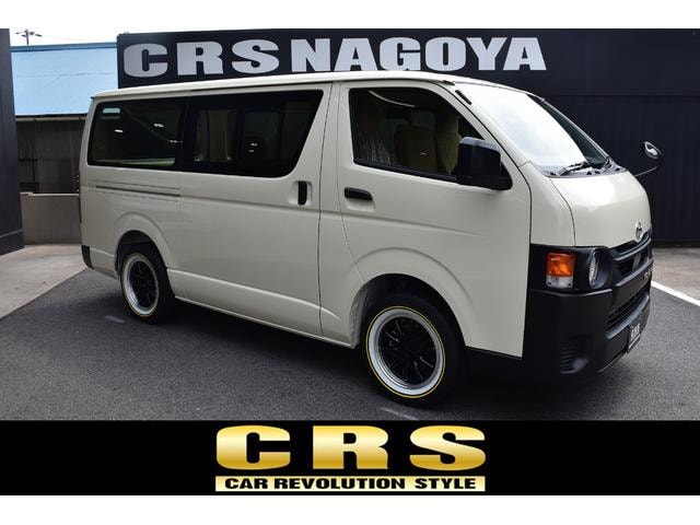 Toyota HIACE VAN 2026 — фото автомобиля 1