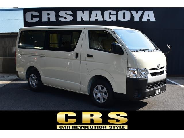 Toyota HIACE VAN 2026 — фото автомобиля