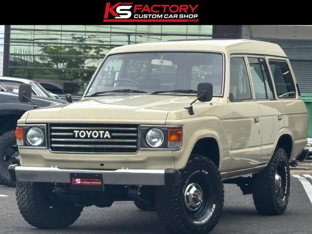 Toyota LAND CRUISER 60 1987 — фото автомобиля