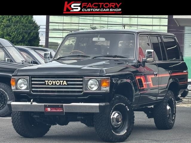 Toyota LAND CRUISER 60 1986 — фото автомобиля