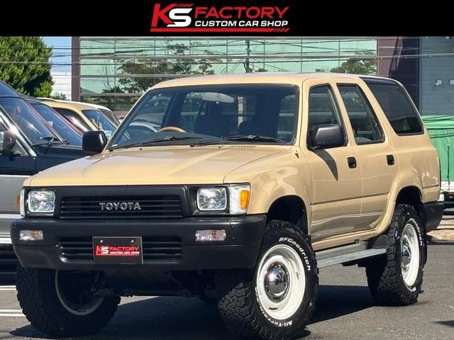Toyota HILUX SURF 1990 — фото автомобиля