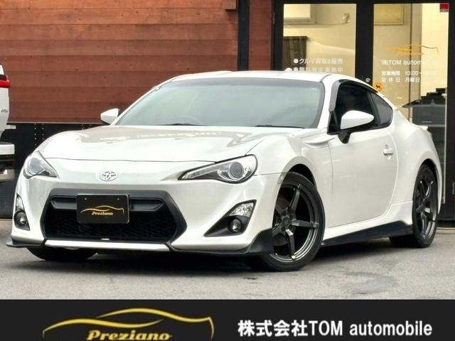 Toyota 86 2015 — фото автомобиля 1