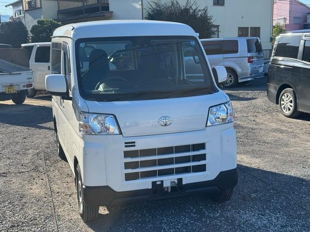 Toyota PIXIS VAN 2022 — фото автомобиля