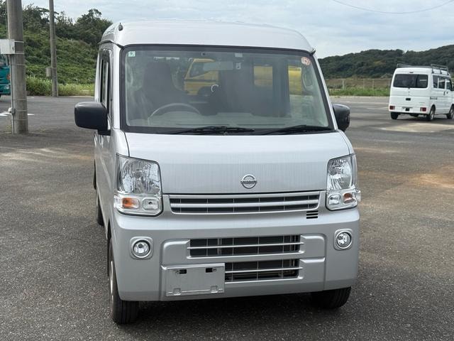Nissan NV100CLIPPER VAN 2021 — фото автомобиля