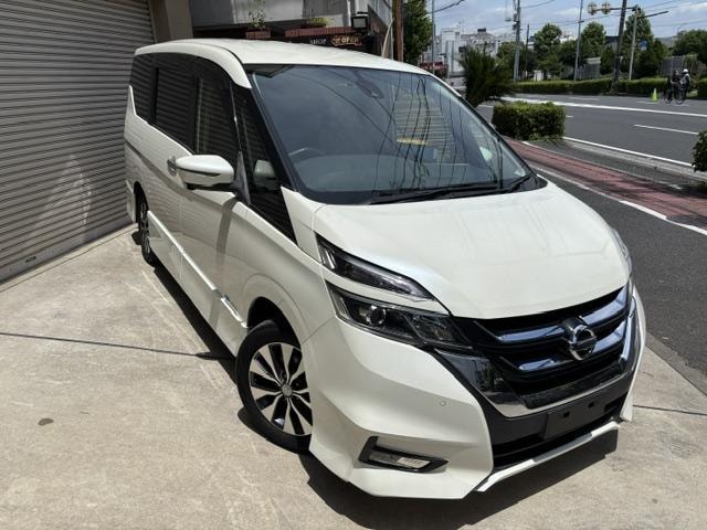 Nissan SERENA 2017 — фото автомобиля 1