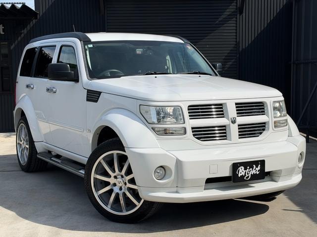 Dodge NITRO 2012 — фото автомобиля