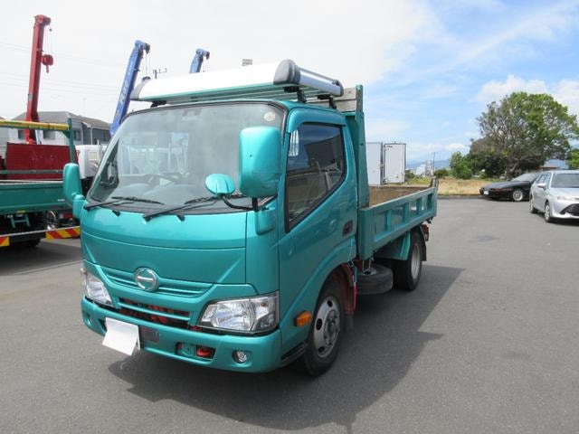 Hino DUTRO 2019 — фото автомобиля 1