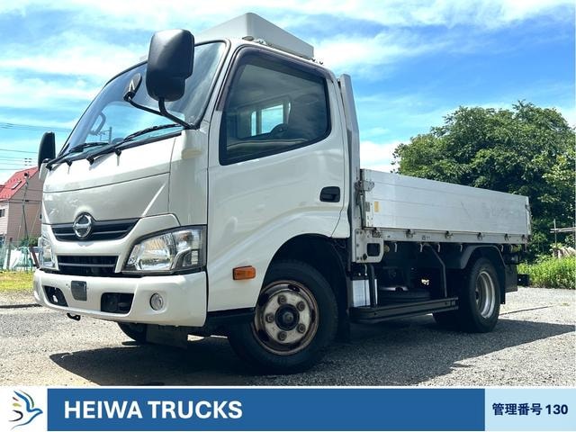 Hino DUTRO 2018 — фото автомобиля 1