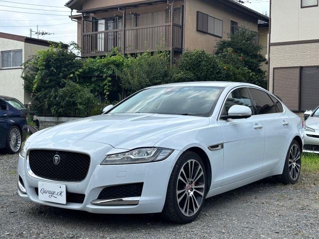 Jaguar XF 2016 — фото автомобиля