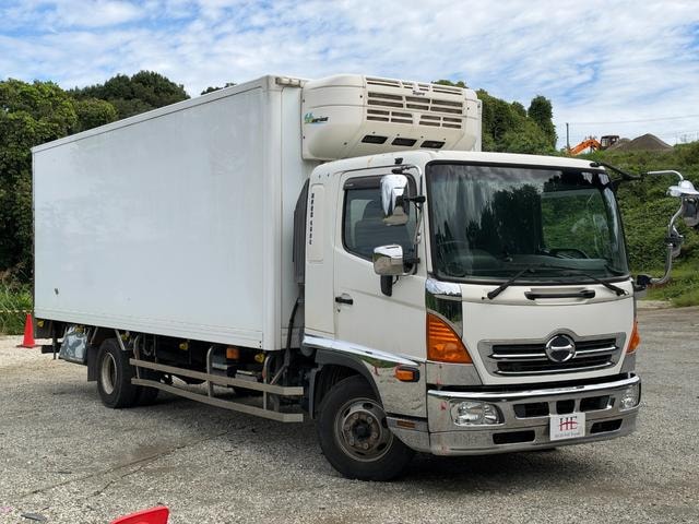 Hino RANGER 2016 — фото автомобиля