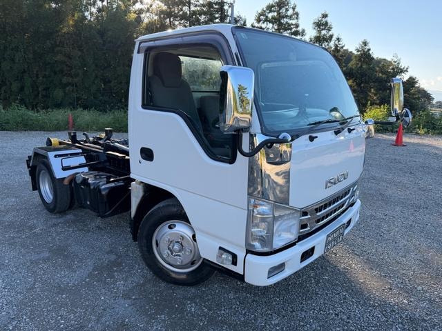 Isuzu ELF TRUCK 2012 — фото автомобиля 1
