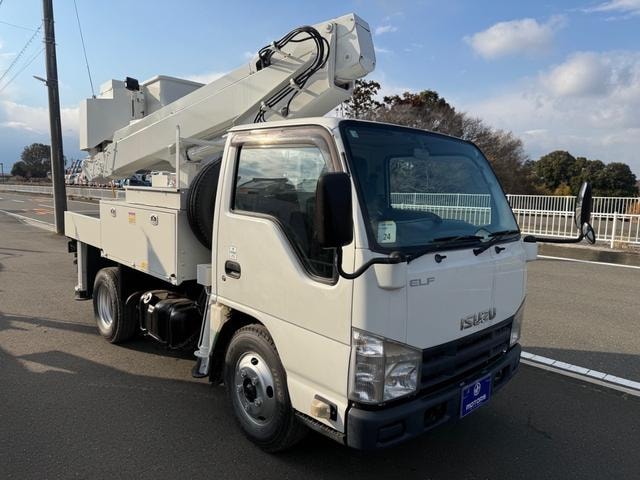 Isuzu ELF TRUCK 2012 — фото автомобиля 1