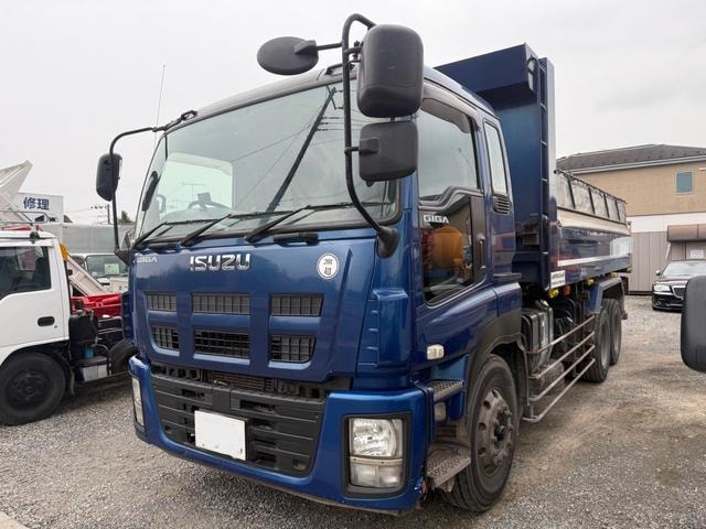 Isuzu GIGA 2015 — фото автомобиля 1