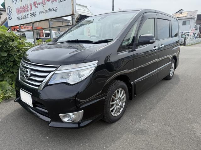 Nissan SERENA 2015 — фото автомобиля