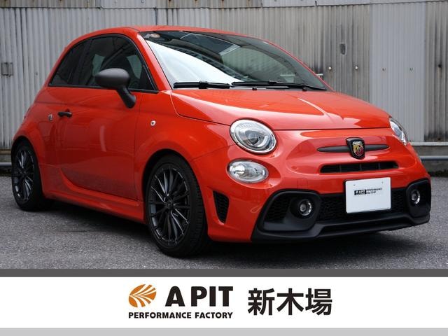 Abarth 595 2024 — фото автомобиля 1