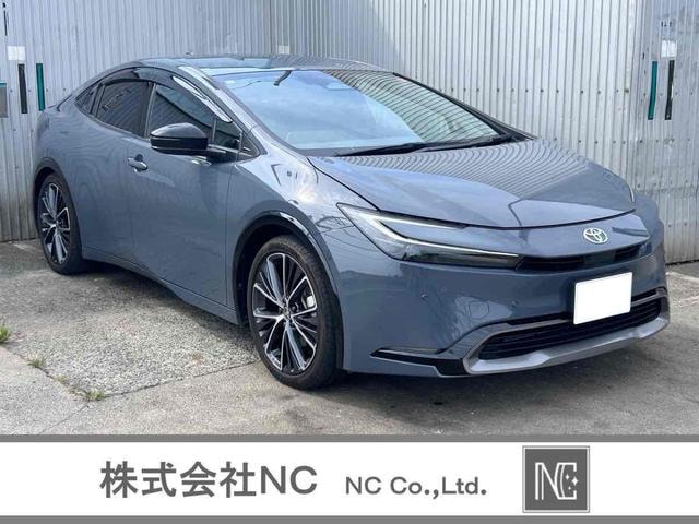 Toyota PRIUS 2023 — фото автомобиля 1
