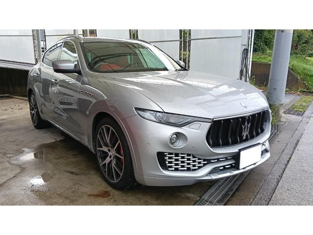 Maserati LEVANTE 2017 — фото автомобиля