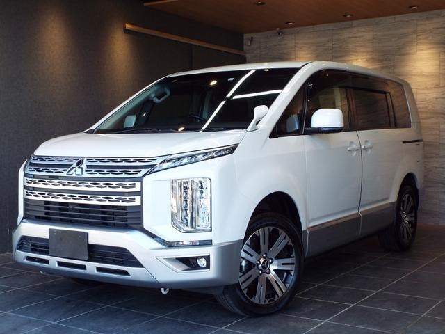 Mitsubishi DELICA D:5 2021 — фото автомобиля 1