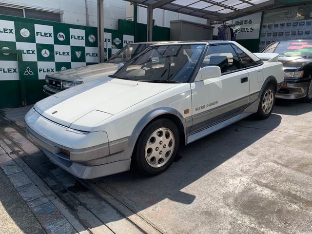 Toyota MR2 1987 — фото автомобиля 1