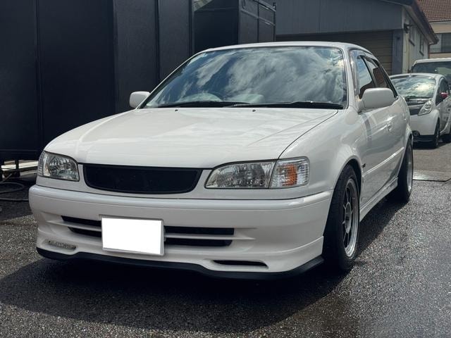 Toyota COROLLA 1999 — фото автомобиля 1