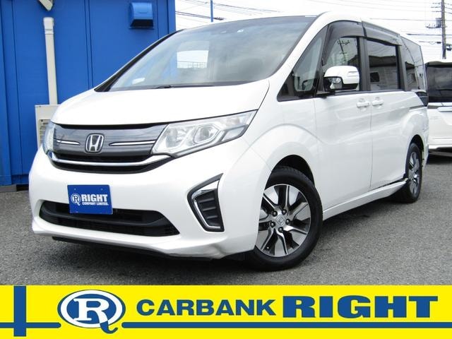 Honda STEPWAGON 2017 — фото автомобиля 1