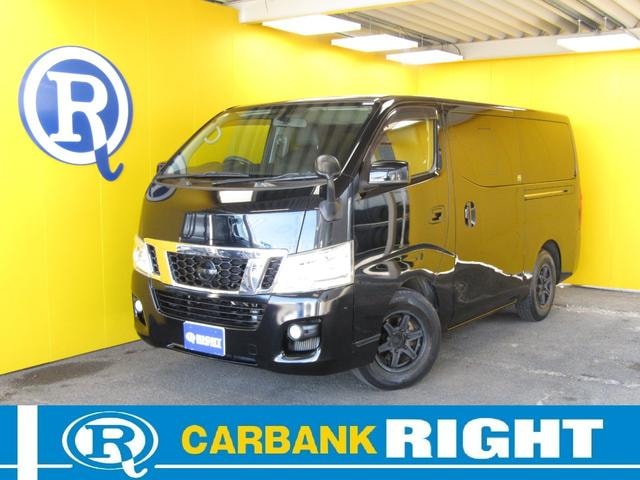Nissan NV350CARAVAN VAN 2013 — фото автомобиля