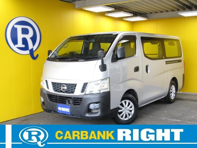 Nissan NV350CARAVAN VAN 2017 — фото автомобиля 1