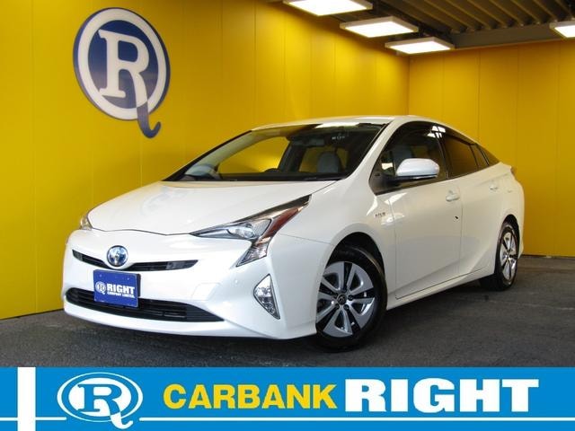 Toyota PRIUS 2015 — фото автомобиля 1