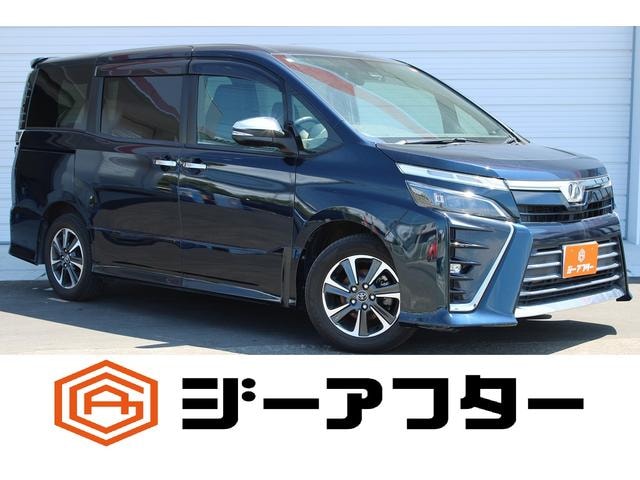 Toyota VOXY 2018 — фото автомобиля 1