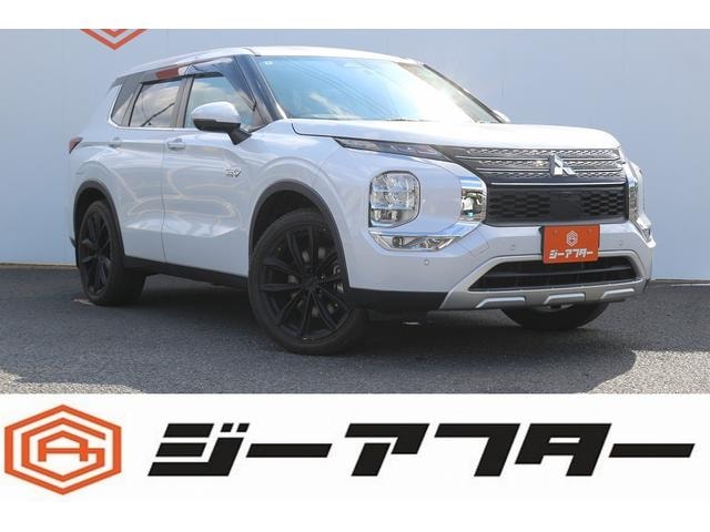 Mitsubishi OUTLANDER PHEV 2022 — фото автомобиля