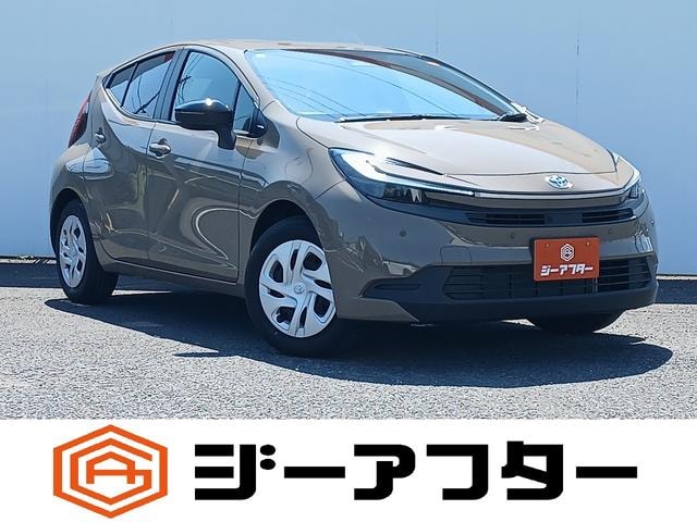 Toyota AQUA 2025 — фото автомобиля 1