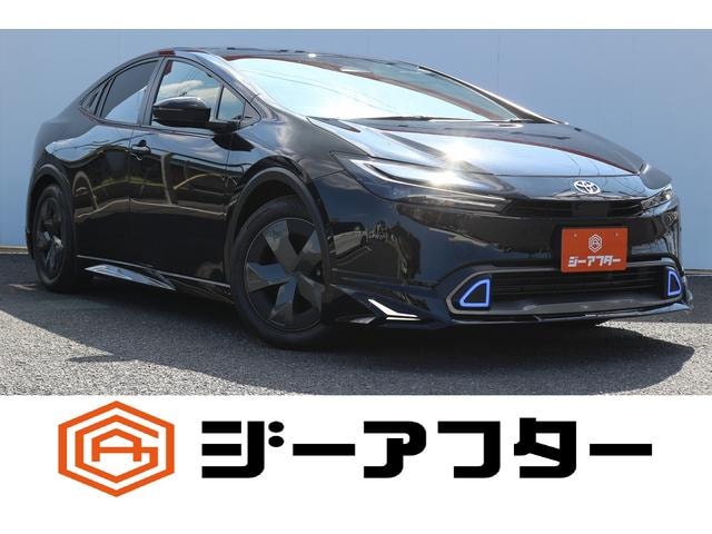 Toyota PRIUS 2023 — фото автомобиля 1