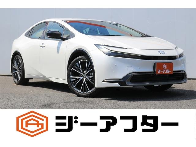 Toyota PRIUS 2024 — фото автомобиля 1