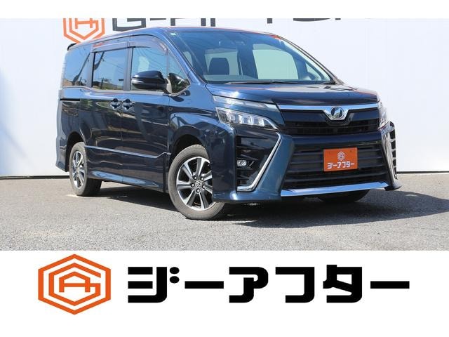 Toyota VOXY 2017 — фото автомобиля 1