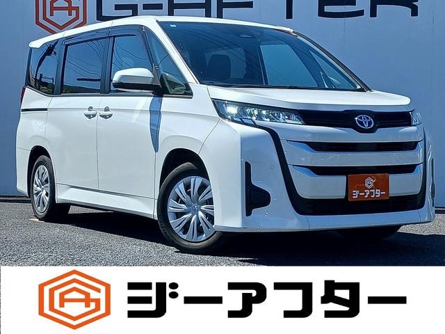 Toyota NOAH 2023 — фото автомобиля 1