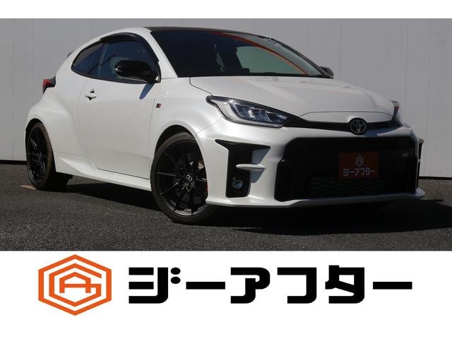 Toyota GR YARIS 2021 — фото автомобиля