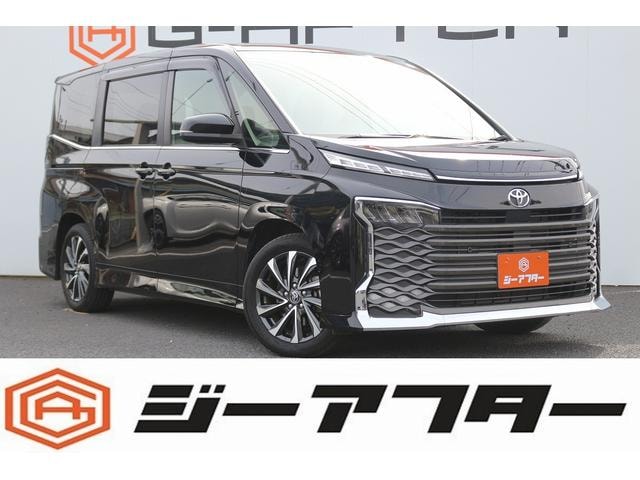 Toyota VOXY 2024 — фото автомобиля 1